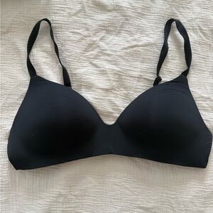 Victoria's Secret Classic Black Wireless Bra